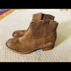 Never worn Suede booties